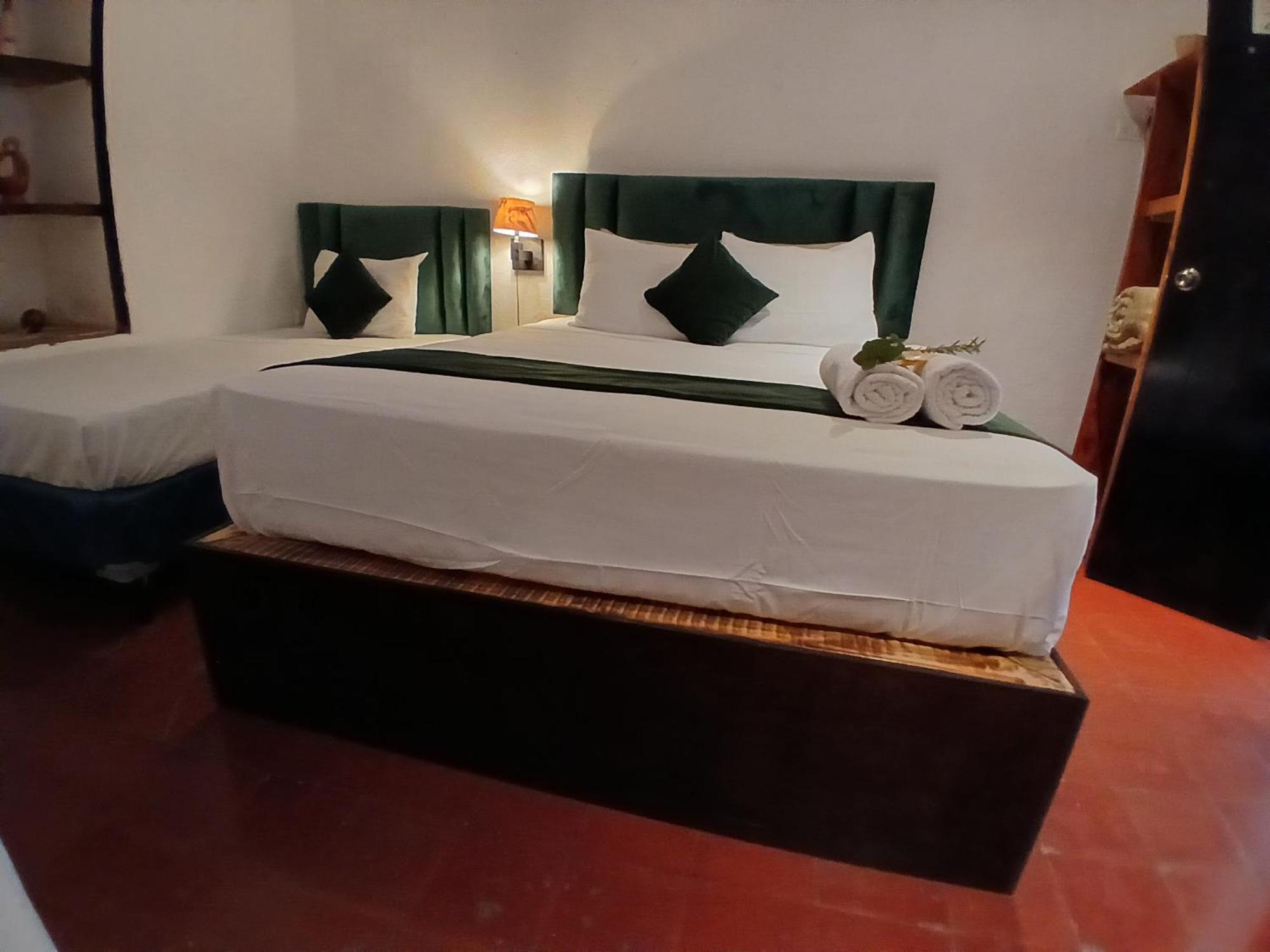 Hotel La Xinca Antigua Екстер'єр фото