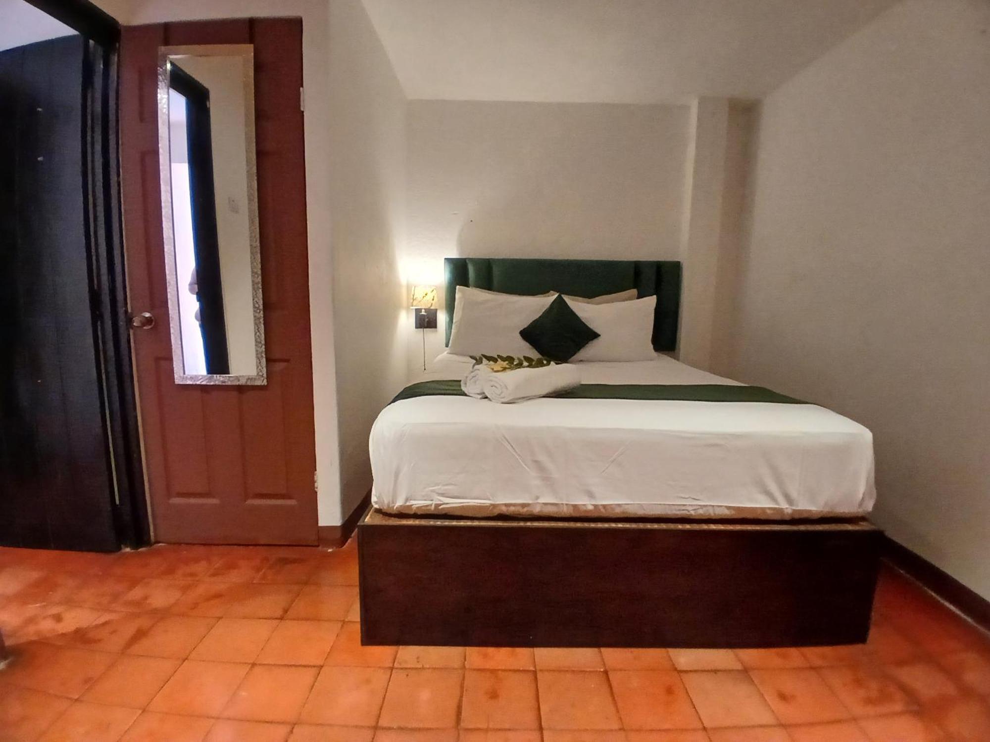 Hotel La Xinca Antigua Екстер'єр фото